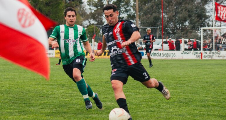 Atlético Huanguelén y San Martín de Carhué disputan la final de ida por el título 2024 de la LRF Atlético Huanguelén y San Martín de Carhué disputan la final de ida por el título 2024 de la LRF