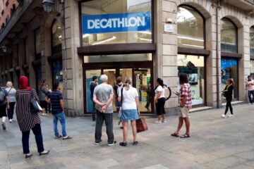 Una cadena francesa de venta de ropa deportiva abrirá 20 locales en Argentina Una cadena francesa de venta de ropa deportiva abrirá 20 locales en Argentina