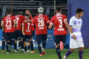 Independiente bailó a Defensor Sporting Independiente bailó a Defensor Sporting