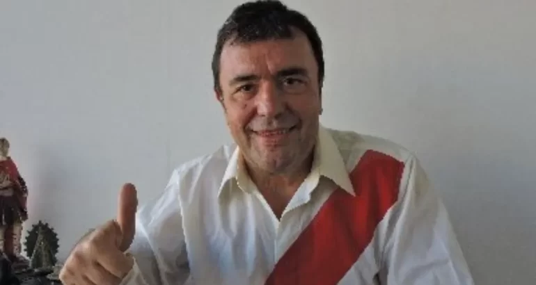 El histórico relator de River fue despedido a días del regreso del fútbol El histórico relator de River fue despedido a días del regreso del fútbol