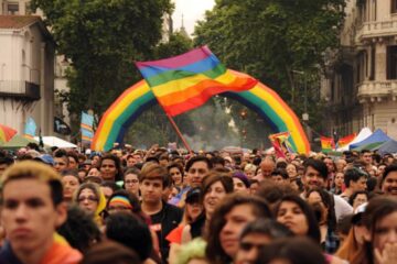 Tras los dichos de Milei en Davos, la comunidad LGBT+ convocó a marchar a Plaza de Mayo Tras los dichos de Milei en Davos, la comunidad LGBT+ convocó a marchar a Plaza de Mayo