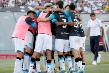 Racing cerró la pretemporada con una goleada a Colo-Colo en Chile