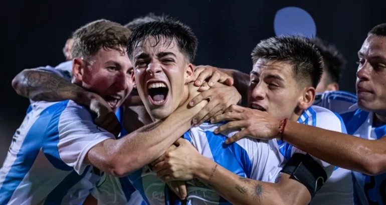 Sin jugar, Argentina se clasificó al hexagonal final del Sudamericano Sub 20 Sin jugar, Argentina se clasificó al hexagonal final del Sudamericano Sub 20