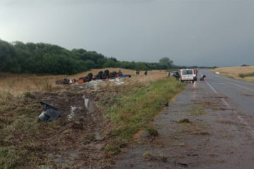 Un camionero murió tras un choque y vuelco en la Ruta 51
