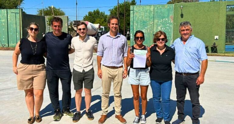 El Municipio impulsa el desarrollo de Villa Maza con apoyo a emprendedores y clubes El Municipio impulsa el desarrollo de Villa Maza con apoyo a emprendedores y clubes