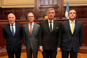 Manuel García-Mansilla juró como juez de la Corte Suprema ante Horacio Rosatti
