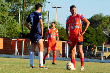Deportivo Rivera enfrenta a Peñarol de Pigüé en un nuevo amistoso de pretemporada Deportivo Rivera enfrenta a Peñarol de Pigüé en un nuevo amistoso de pretemporada