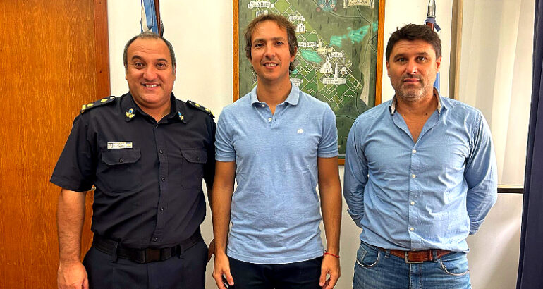 El Intendente recibió al nuevo jefe de de la Subdelegación de Investigaciones del Tráfico de Drogas Ilícitas El Intendente recibió al nuevo jefe de de la Subdelegación de Investigaciones del Tráfico de Drogas Ilícitas