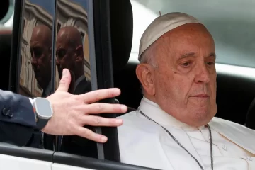 Francisco sufrió un «empeoramiento repentino» y debió ser asistido con ventilación mecánica