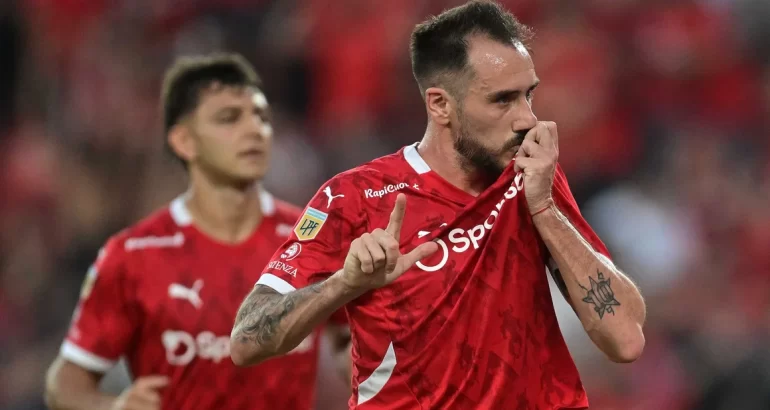 Vélez e Independiente avanzaron en la Copa Argentina Vélez e Independiente avanzaron en la Copa Argentina