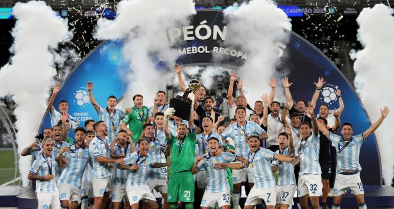 Racing borró al Botafogo y es el campeón de la Recopa Sudamericana Racing borró al Botafogo y es el campeón de la Recopa Sudamericana