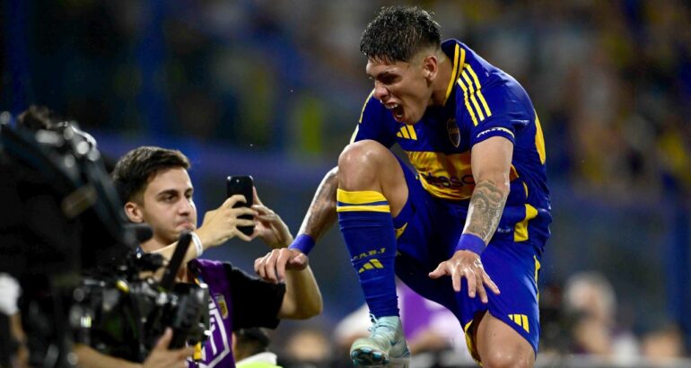 Con un golazo de Palacios, Boca le ganó a Huracán y sumó su primer triunfo Con un golazo de Palacios, Boca le ganó a Huracán y sumó su primer triunfo