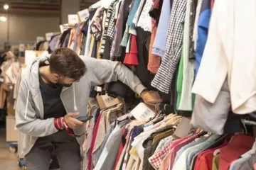 Según CAME, la venta de ropa creció un 27,6% en enero y los precios van a «bajar fuertemente» en los próximos meses