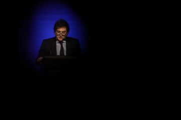 El plan de Milei para desguazar el Conicet amenaza la investigación científica argentina
