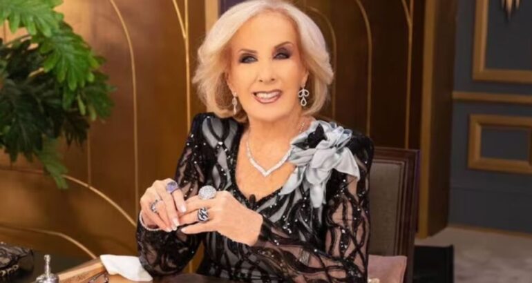 Dieron de alta a Mirtha Legrand tras una semana internada Dieron de alta a Mirtha Legrand tras una semana internada