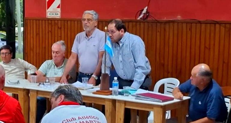 Ernesto Palenzona fue reelecto como presidente de la Liga Regional de Fútbol de Coronel Suárez Ernesto Palenzona fue reelecto como presidente de la Liga Regional de Fútbol de Coronel Suárez