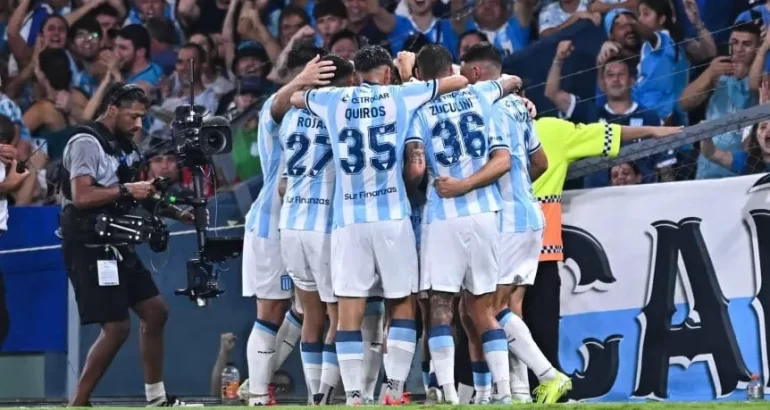 Aprevide le levantó la sanción a Racing y jugará con público el choque decisivo ante River