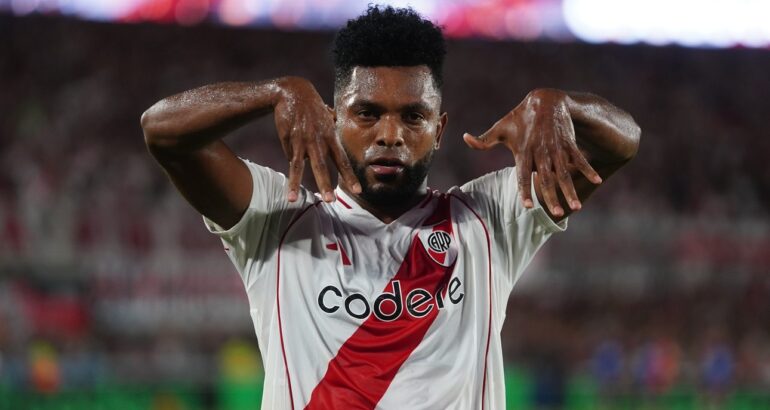 River logró un sufrido triunfo ante Lanús River logró un sufrido triunfo ante Lanús