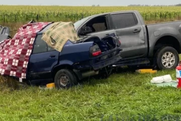 Tres Arroyos: se desprendieron dos ruedas de un camión y provocaron un trágico accidente Tres Arroyos: se desprendieron dos ruedas de un camión y provocaron un trágico accidente