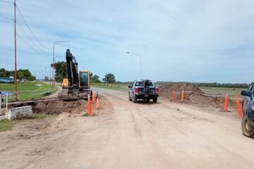Carhué: Habilitan el tránsito al barrio Arturo Illia para todo tipo de vehículos Carhué: Habilitan el tránsito al barrio Arturo Illia para todo tipo de vehículos