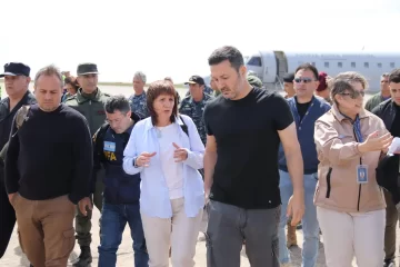 Bullrich y Petri regresaron a Bahía para supervisar la asistencia a los damnificados Bullrich y Petri regresaron a Bahía para supervisar la asistencia a los damnificados
