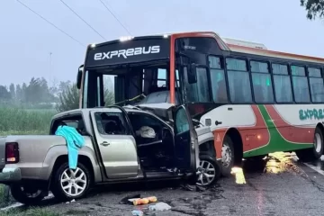 Tragico accidente en Tucumán: dos rugbiers murieron al chocar contra un colectivo
