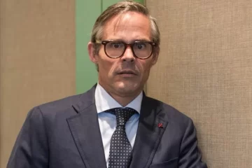 Investigan a Foster Gillett por posible lavado de dinero Investigan a Foster Gillett por posible lavado de dinero
