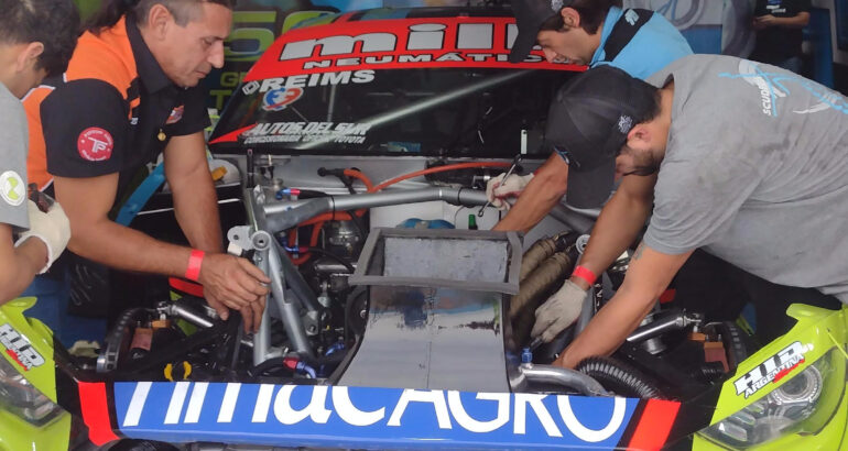 Todino rompió el motor y no pudo correr la clasificación del TC, que ganó Canapino en Neuquén Todino rompió el motor y no pudo correr la clasificación del TC, que ganó Canapino en Neuquén