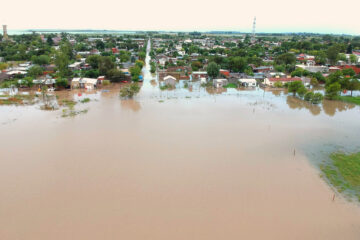 Graves inundaciones en Carhué, Guaminí y Coronel Suárez: evacuaciones y preocupación