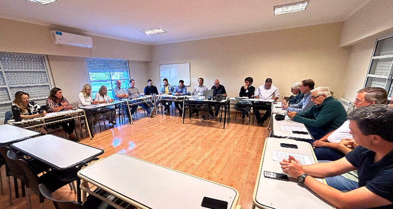 Se reunió en Carhué el Comité de Cuenca Río Salado Se reunió en Carhué el Comité de Cuenca Río Salado