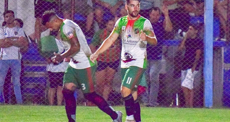 Independiente pone primera ante Blanco y Negro en el «Nélido Merigge» Independiente pone primera ante Blanco y Negro en el «Nélido Merigge»
