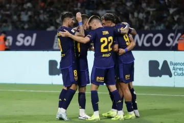 Boca goleó a Central Córdoba y es escolta del Grupo A