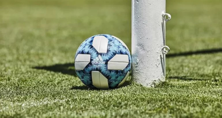 La Liga Regional suspendió la fecha por el alerta meteorológico La Liga Regional suspendió la fecha por el alerta meteorológico