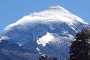 Registran más de 60 eventos sísmicos en 5 horas en el Volcán Lanín Registran más de 60 eventos sísmicos en 5 horas en el Volcán Lanín