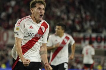 Con gol de Colidio, River volvió a la victoria en el Monumental