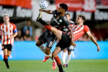 River recibe a Estudiantes en el duelo de invictos