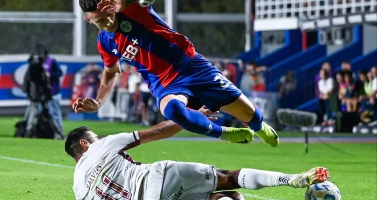Lanús y San Lorenzo chocan en la Fortaleza Lanús y San Lorenzo chocan en la Fortaleza
