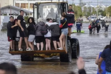 Bahía: a un mes de la inundación, informe revela nuevos datos y que obras hacer para que no vuelva a suceder Bahía: a un mes de la inundación, informe revela nuevos datos y que obras hacer para que no vuelva a suceder