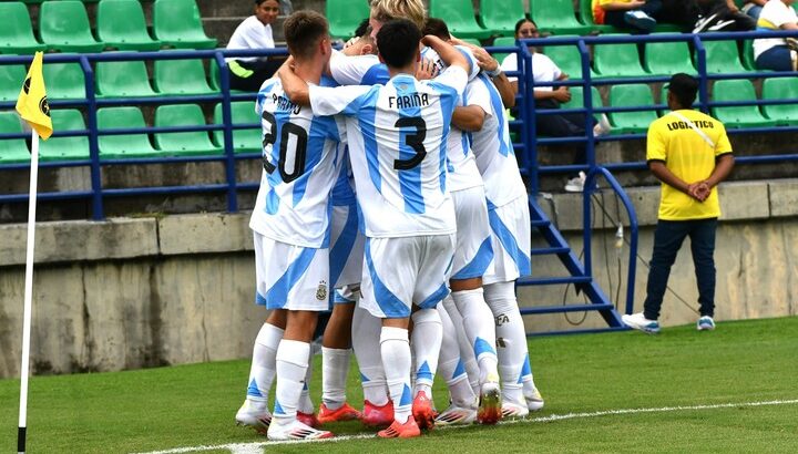 Argentina enfrenta a Colombia en busca de la clasificación al Mundial Sub 17 Argentina enfrenta a Colombia en busca de la clasificación al Mundial Sub 17