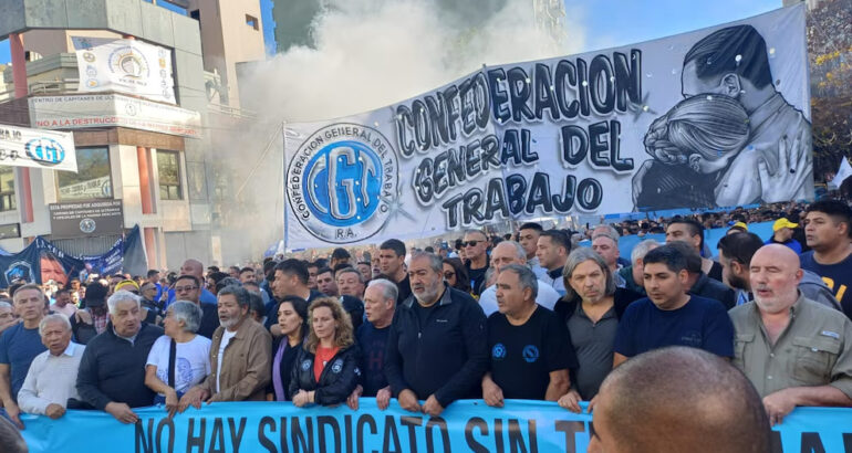 La CGT marchará el 20 de agosto para reclamar por el endeudamiento de las familias La CGT marchará el 20 de agosto para reclamar por el endeudamiento de las familias
