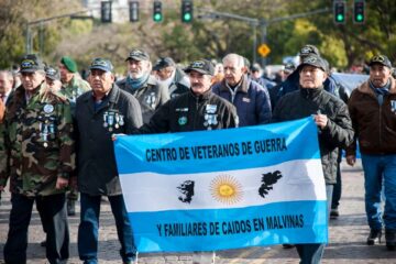 Ex Combatientes de Malvinas denunciaron a Milei por traición a la Patria