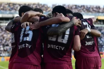 River goleó a Gimnasia y se metió en playoffs