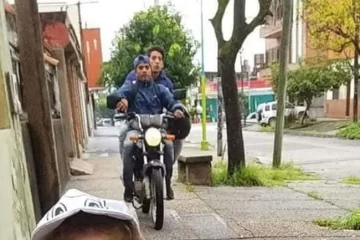 Buscan prohibir en provincia que circulen dos personas por moto para «prevenir ilícitos» Buscan prohibir en provincia que circulen dos personas por moto para «prevenir ilícitos»