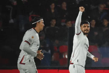 Newell’s derrotó a Tigre por 2 a 0 y se ilusiona con la clasificación Newell’s derrotó a Tigre por 2 a 0 y se ilusiona con la clasificación