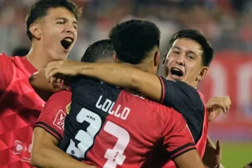 Newell’s le ganó a Defensa y espera por Boca o Atlético Tucumán
