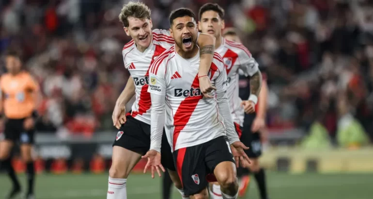 River le ganó a Barracas por 3 a 0 y clasificó a los cuartos de final del Torneo Apertura River le ganó a Barracas por 3 a 0 y clasificó a los cuartos de final del Torneo Apertura