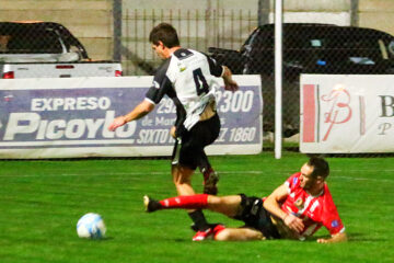 Deportivo Rivera cayó en Suárez y perdió la chance de ser escolta Deportivo Rivera cayó en Suárez y perdió la chance de ser escolta