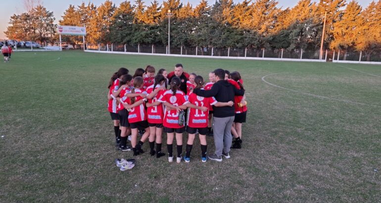 LRF Sub 15 femenino: Blanco y Negro se escapa en la punta y Deportivo Rivera festejó en casa LRF Sub 15 femenino: Blanco y Negro se escapa en la punta y Deportivo Rivera festejó en casa