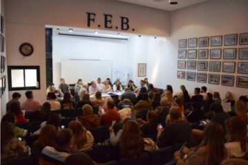 Docentes de FEB rechazaron la oferta de Axel Kicillof y van al paro