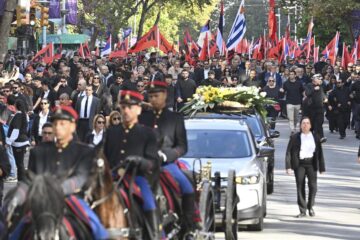 Emotivo último adios a Pepe Mujica en Uruguay